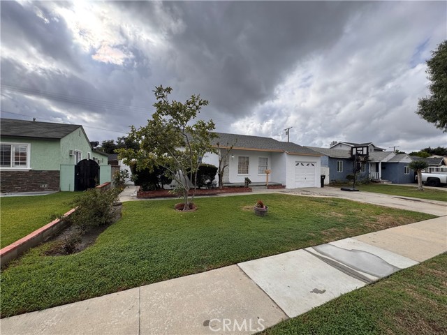 Detail Gallery Image 2 of 14 For 9208 Canford, Pico Rivera,  CA 90660 - 3 Beds | 2 Baths