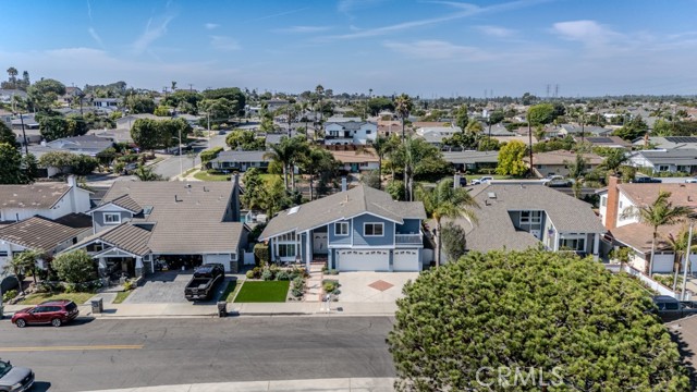 8421 Deepcliff Dr., Huntington Beach CA: https://media.crmls.org/medias/50479a63-d7be-4cc6-af94-3f4da0c3657c.jpg