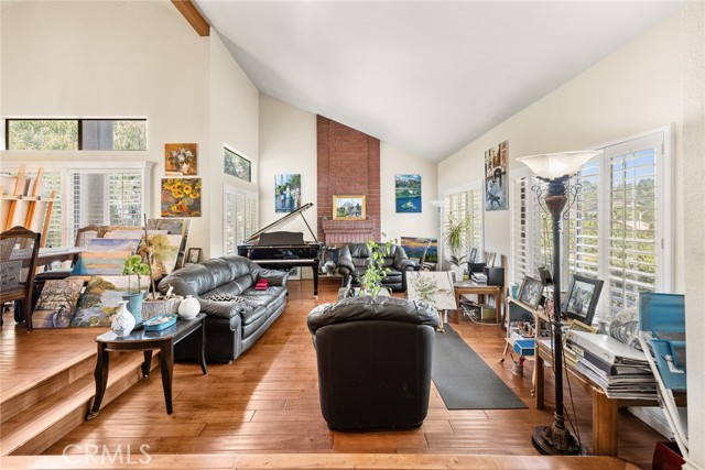 Image 5 of 32 For 1051 Promontory Pl