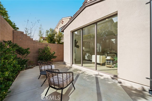 146 Bellini, Irvine CA: https://media.crmls.org/medias/5047d279-c83a-4b4f-bdc2-761a05e3a0b1.jpg