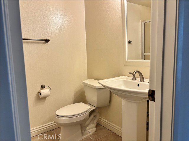 81 Stanford Court, Irvine CA: https://media.crmls.org/medias/5047d4f4-6c99-40f9-a6a0-9febb683a0f1.jpg