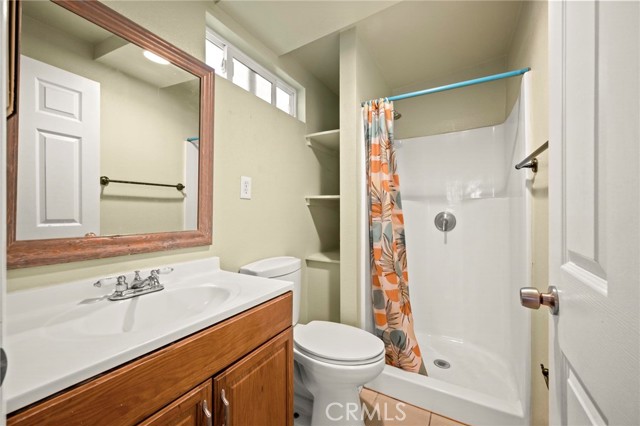 Detail Gallery Image 16 of 41 For 818 W 65th, Los Angeles,  CA 90044 - – Beds | – Baths