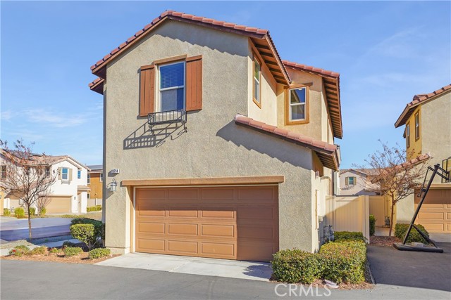 Detail Gallery Image 3 of 30 For 19714 Kamm Ct, Canyon Country,  CA 91351 - 3 Beds | 2/1 Baths