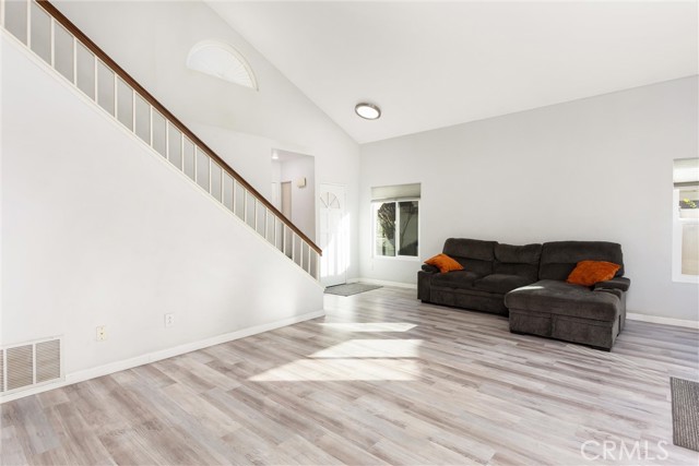 Detail Gallery Image 6 of 35 For 10464 Agate, Mentone,  CA 92359 - 3 Beds | 2/1 Baths