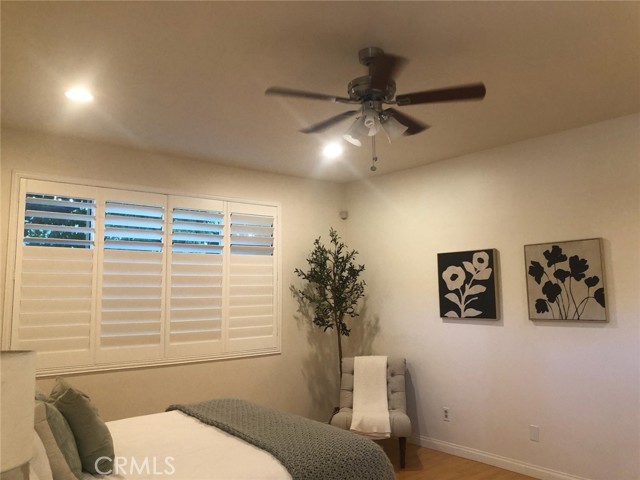 380 South Orange Grove Bl, 8 photo 21