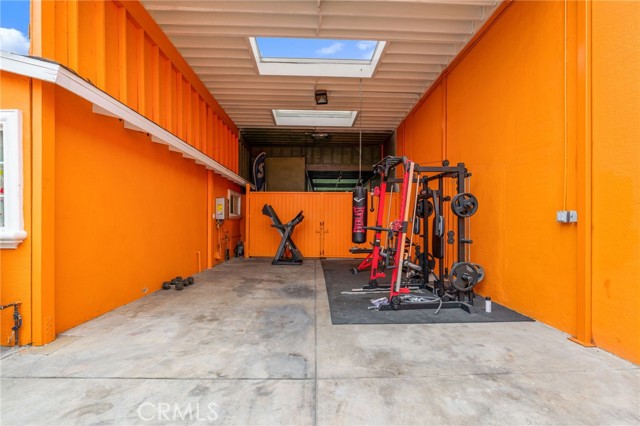 Detail Gallery Image 37 of 41 For 10240 Atlantic Ave, South Gate,  CA 90280 - – Beds | – Baths