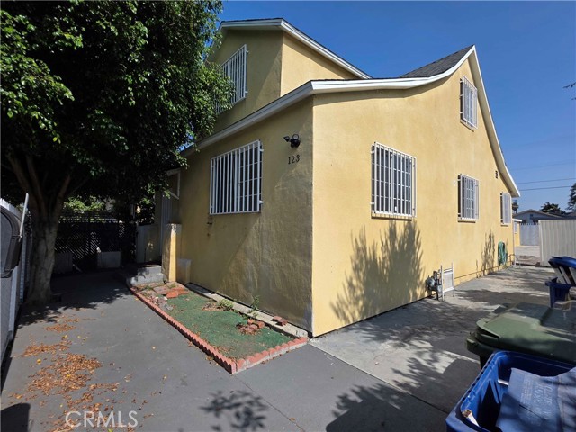 123 E Gage Avenue, Los Angeles CA: https://media.crmls.org/medias/5048b799-ba36-430f-9920-153768ac4946.jpg