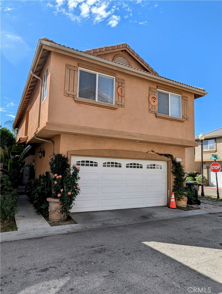 13717 Deane Lane