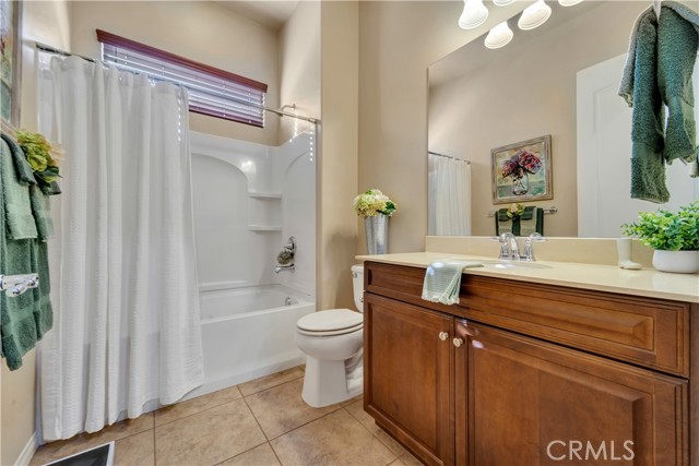 Detail Gallery Image 21 of 36 For 14006 Sandstone Peak, Bakersfield,  CA 93306 - 2 Beds | 2 Baths