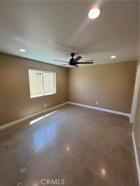 Detail Gallery Image 12 of 13 For 10502 Campbell Ave, Riverside,  CA 92505 - 3 Beds | 2 Baths