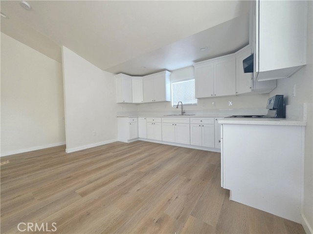 Detail Gallery Image 5 of 19 For 7315 Ensign, Sun Valley,  CA 91352 - 3 Beds | 2 Baths