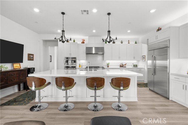 Detail Gallery Image 11 of 51 For 24513 via Sendero, Valencia,  CA 91354 - 3 Beds | 3/1 Baths