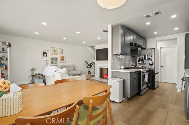 Detail Gallery Image 10 of 28 For 21934 Belshire, Hawaiian Gardens,  CA 90716 - 2 Beds | 2 Baths