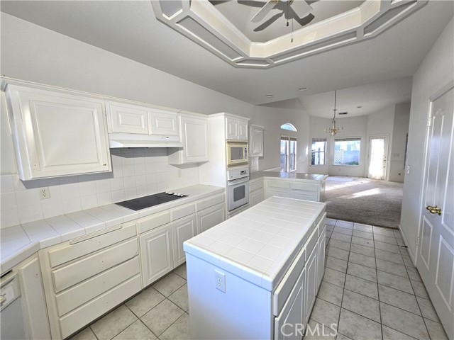 Detail Gallery Image 11 of 29 For 10168 N Price, Fresno,  CA 93730 - 3 Beds | 2/1 Baths