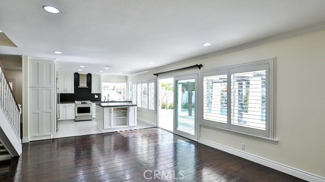 Detail Gallery Image 26 of 42 For 973 Azalea Dr, Costa Mesa,  CA 92626 - 4 Beds | 3 Baths