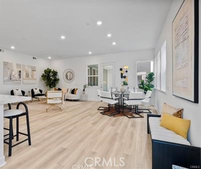 Detail Gallery Image 4 of 15 For 340 Merit, Irvine,  CA 92618 - 3 Beds | 2 Baths
