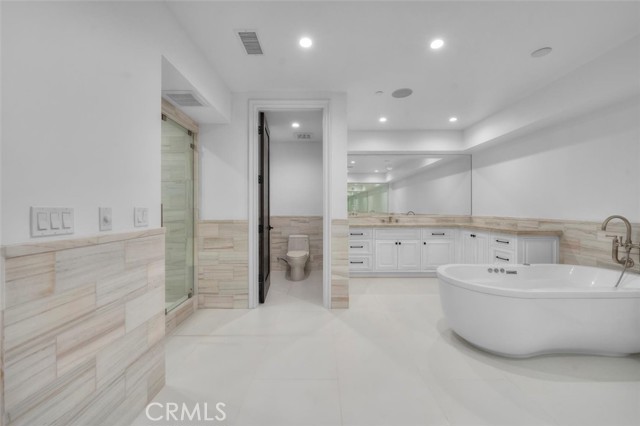 Detail Gallery Image 54 of 72 For 32042 Isthmus View Dr, Rancho Palos Verdes,  CA 90275 - 6 Beds | 6/2 Baths