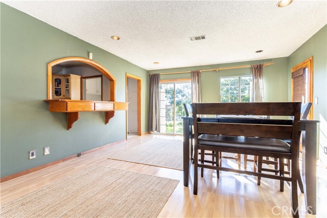 Detail Gallery Image 12 of 33 For 16728 Celtic, Granada Hills,  CA 91344 - 3 Beds | 2 Baths