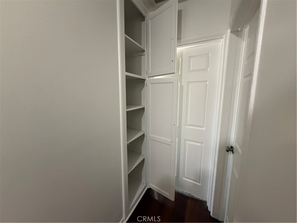 https://media.crmls.org/medias/504f510d-ec25-42a9-a1ba-39656969733f.jpg?preset=X-Large