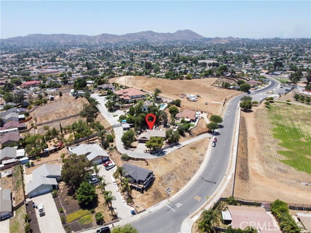 Image 13 of 21 For 4760 Crest Avenue