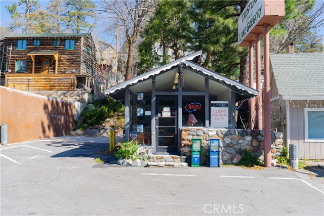 23864 Lake Drive, Crestline, CA, 92325 23864 Lake Drive, Crestline, CA, 92325