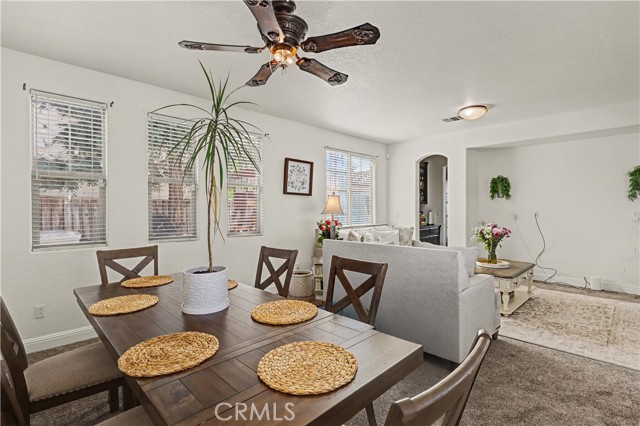 Detail Gallery Image 8 of 54 For 2001 Sola Ct, Atwater,  CA 95301 - 5 Beds | 3/1 Baths