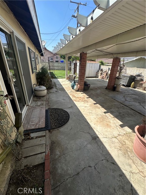 6343 Tournament Drive, Jurupa Valley CA: https://media.crmls.org/medias/50500985-1a15-42c9-84f6-1cab558f7ced.jpg
