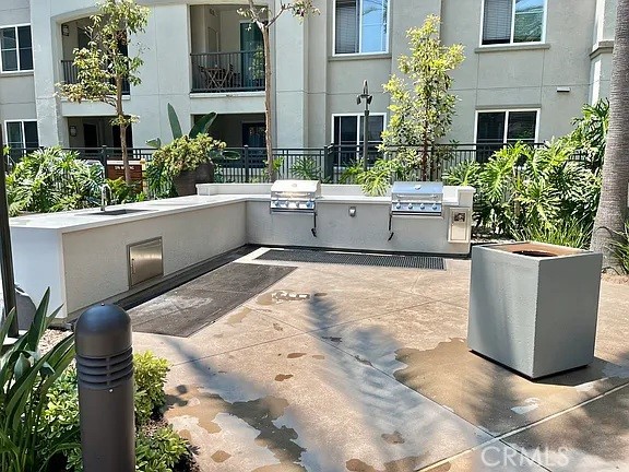 2164 Scholarship, Irvine CA: https://media.crmls.org/medias/50503a43-f3f5-4a54-98ee-2a677e496aaa.jpg