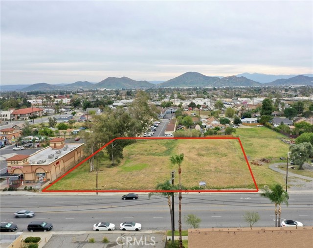 Detail Gallery Image 9 of 19 For 16635 Arrow Bld, Fontana,  CA 92335 - – Beds | – Baths