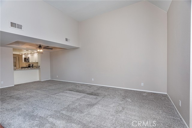 Detail Gallery Image 9 of 44 For 230 Bethany Rd #306,  Burbank,  CA 91504 - 2 Beds | 2 Baths