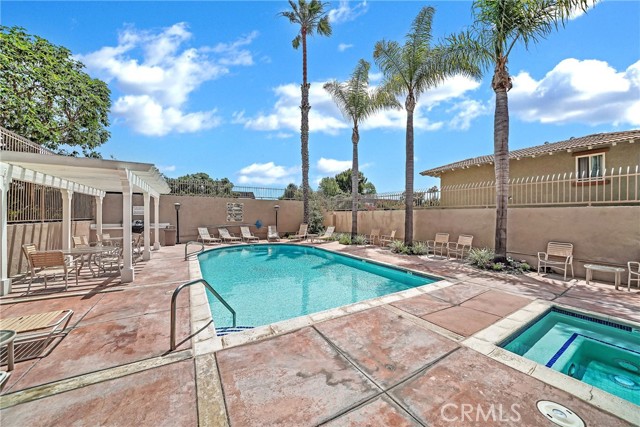 8312 Atlanta Avenue, Huntington Beach CA: https://media.crmls.org/medias/50514153-0da7-474d-8e81-90a093afefb2.jpg