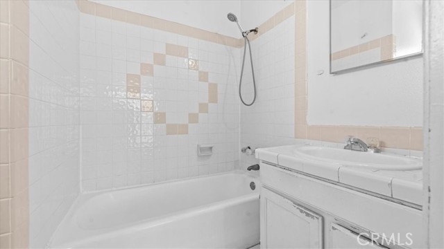 Detail Gallery Image 17 of 35 For 4325 E Calle De Carlos, Palm Springs,  CA 92264 - 3 Beds | 2 Baths