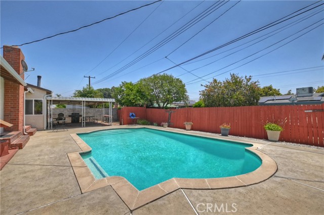 1255 E 25th Street, San Bernardino CA: https://media.crmls.org/medias/5052e7dd-30af-477e-a7dd-bc39c7c0a0af.jpg