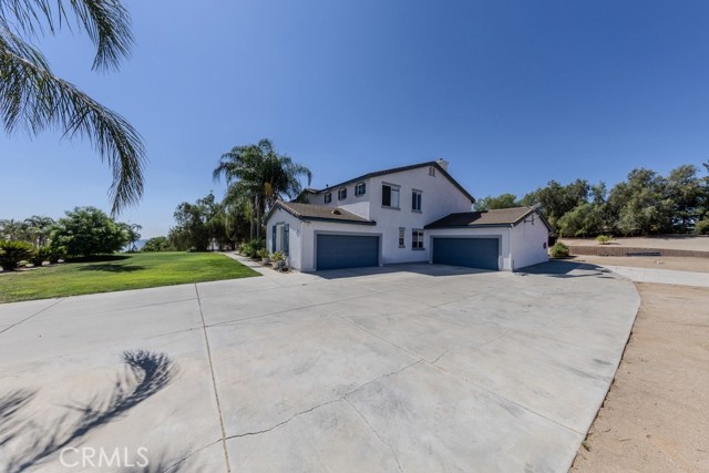 Detail Gallery Image 3 of 3 For 18603 Toehee St, Perris,  CA 92570 - 4 Beds | 3/1 Baths