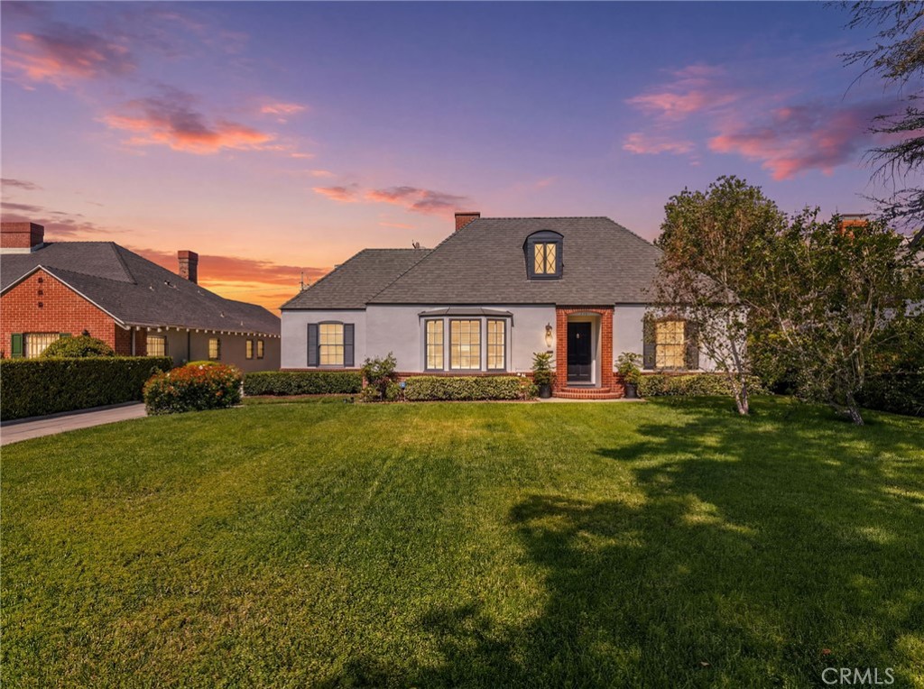 3180 N Arrowhead Ave.