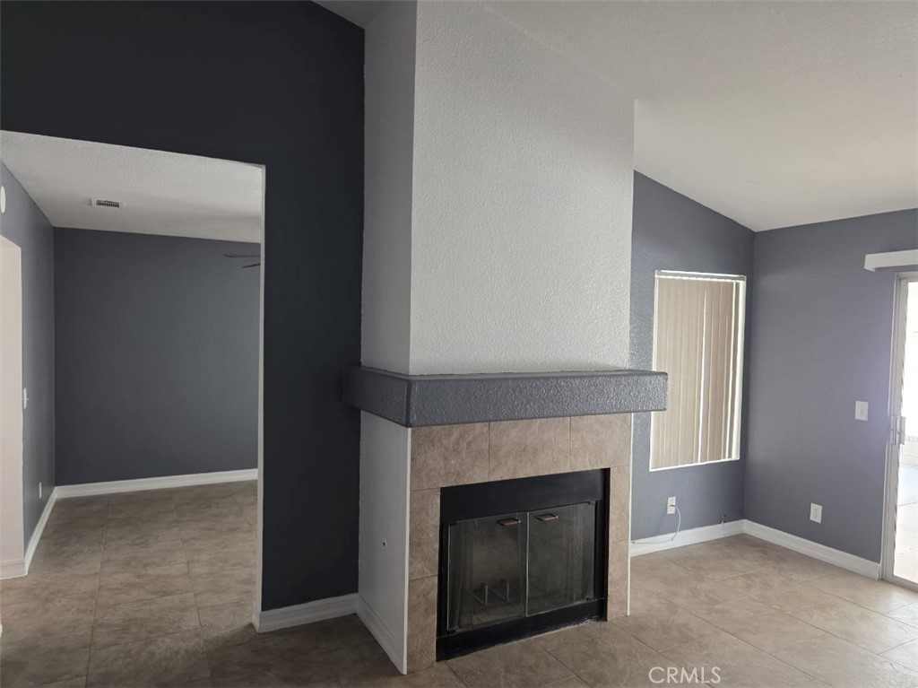 MLS #IV25133592 image #5