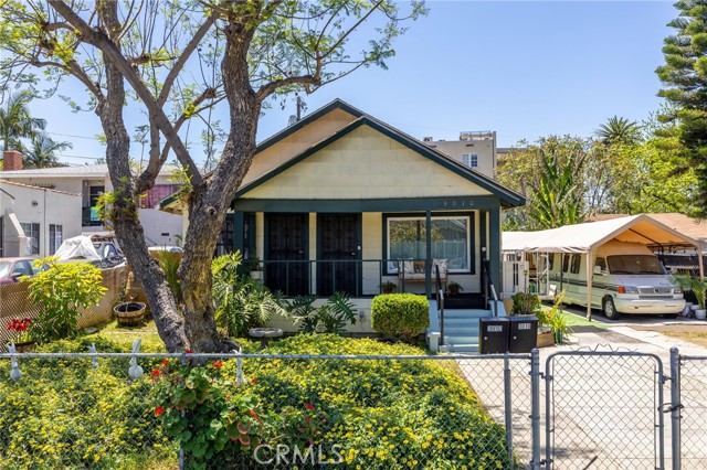 3010 Boulder Street, Los Angeles CA: https://media.crmls.org/medias/5056ddf1-6928-47ec-85f8-876e4ac6f864.jpg