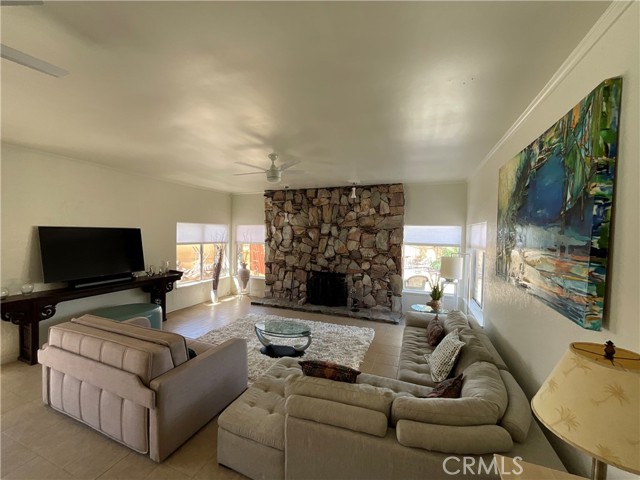 73405 Rask Road, Desert Hot Springs CA: https://media.crmls.org/medias/5056e88c-034a-47e2-a329-43c06f81cd72.jpg