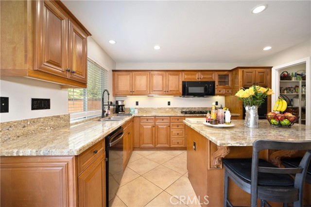 Detail Gallery Image 16 of 53 For 24909 Mulberry Rd, Corona,  CA 92883 - 4 Beds | 2/1 Baths