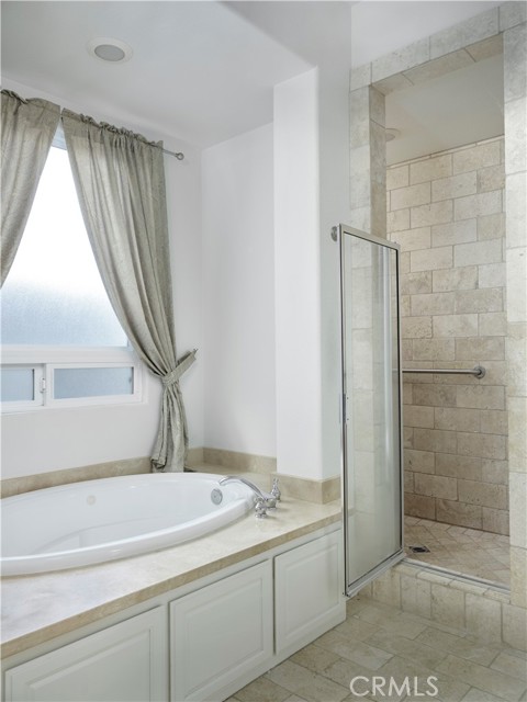 Detail Gallery Image 13 of 39 For 2095 Idyllwild, Arroyo Grande,  CA 93420 - 4 Beds | 4/1 Baths