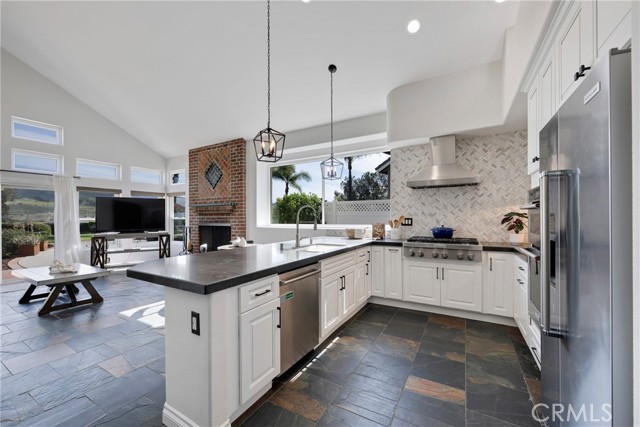 Image 27 of 66 For 5650 Picasso Drive