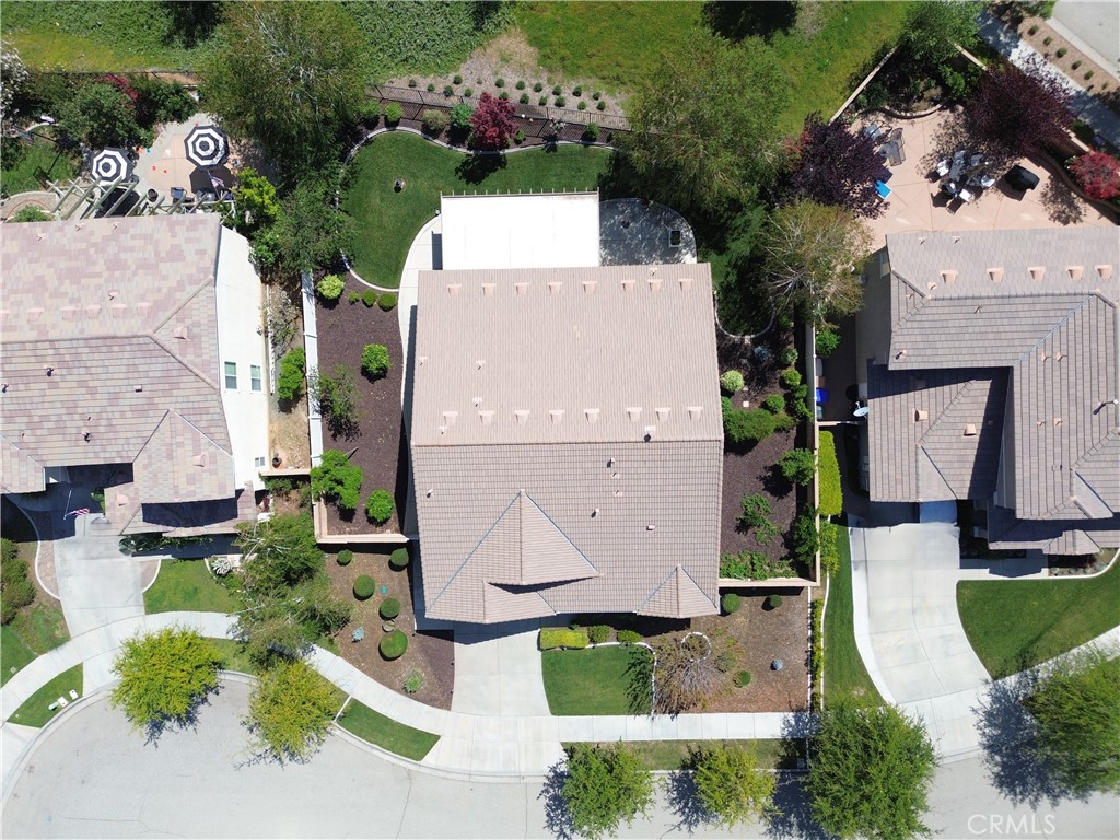 https://media.crmls.org/medias/5059b169-e24d-4857-a41a-38029ef801d1.jpg?preset=X-Large