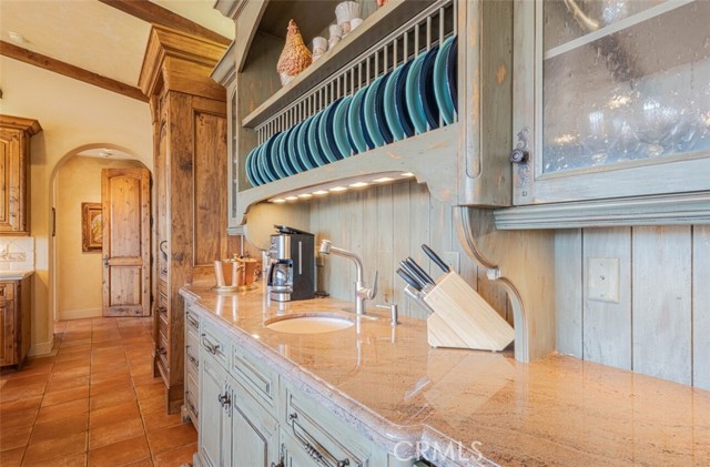 Detail Gallery Image 19 of 63 For 8730 Bluff Ct, Bradley,  CA 93426 - 5 Beds | 5/1 Baths