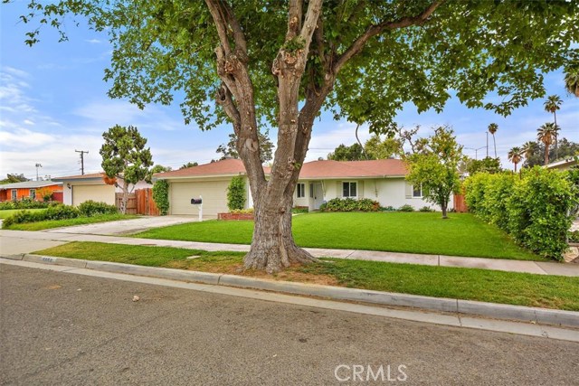 5684 Corwin Ln, Riverside, CA 92503