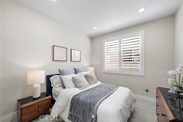 Detail Gallery Image 13 of 56 For 7135 Ashley Dr, Huntington Beach,  CA 92648 - 5 Beds | 3 Baths