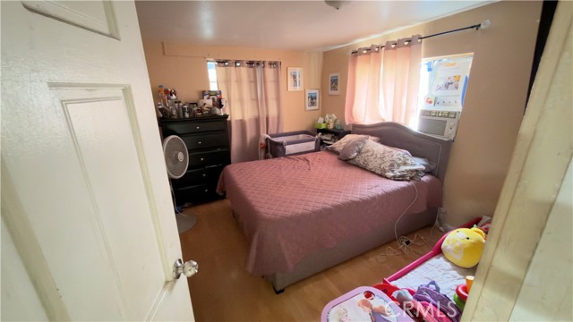 17515 Salais Street photo 17