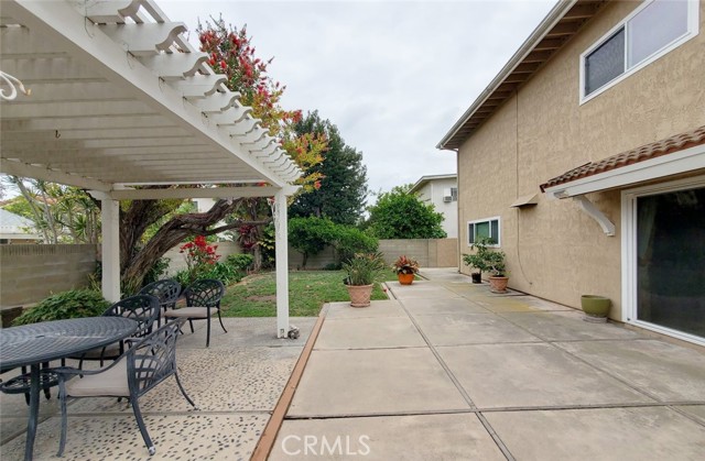 Image 35 of 41 For 9901 Westhaven Circle