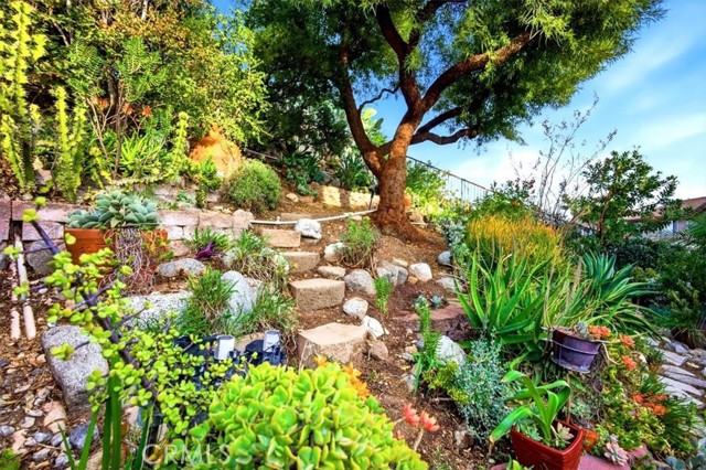 Detail Gallery Image 47 of 58 For 14666 Ontario Cir, Fontana,  CA 92336 - 4 Beds | 2/1 Baths