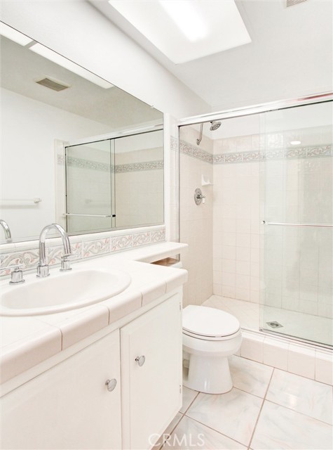 20472 Via Marwah, Yorba Linda CA: https://media.crmls.org/medias/505fd009-89a3-4bf4-8dc8-dadea34241c7.jpg