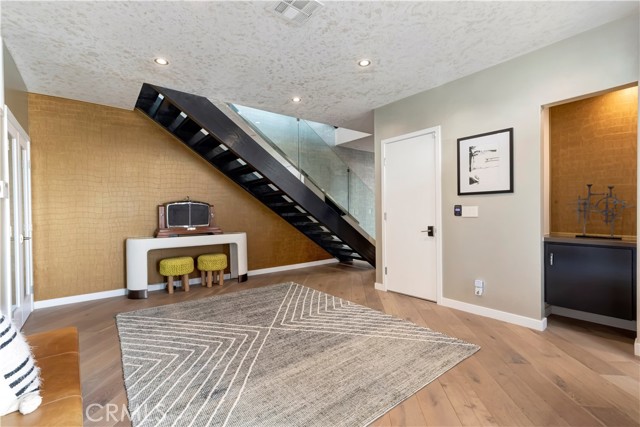 Detail Gallery Image 5 of 43 For 11698 Picturesque, Studio City,  CA 91604 - 3 Beds | 2/1 Baths